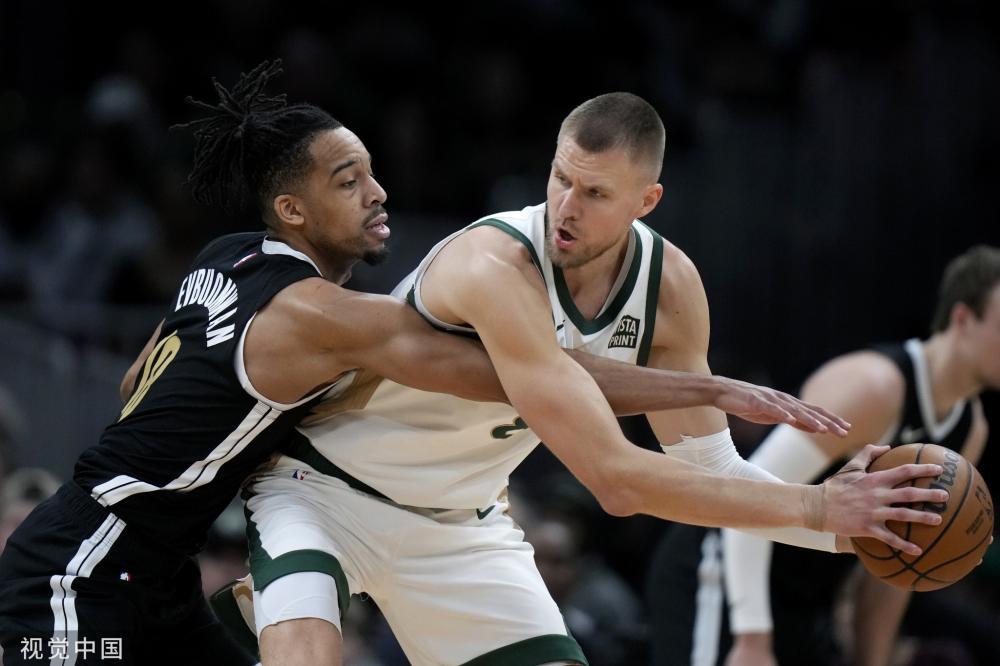 尤文圖斯等 尤文圖斯等