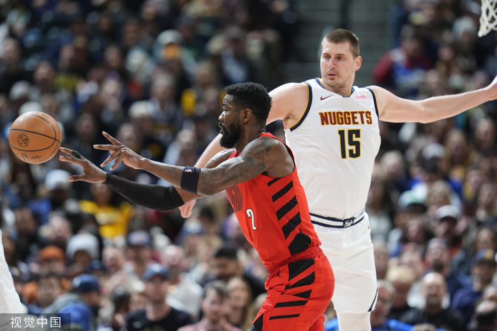 他在长达 他在长达