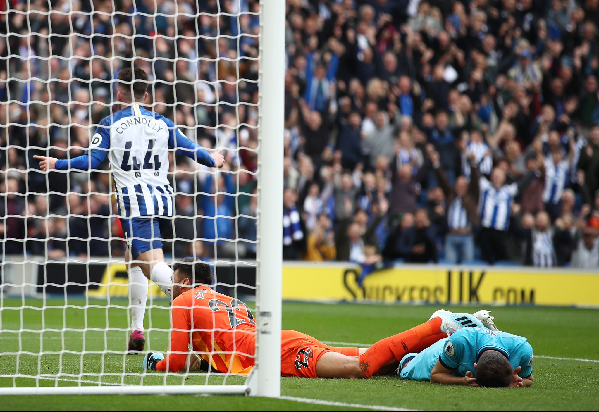粤港澳大湾区羽毛球青少年成长公益培训活动珠海站举行.
